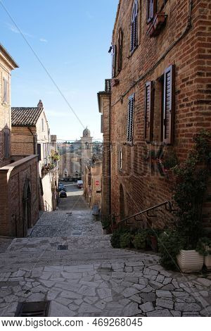 Italy, Marche: Foreshortening Of Ripatransone, Small Village Near Ascoli Piceno.