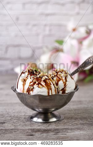 Summer Cold Dessert - Three Balls Plombir Ice Cream   With Chocolate Sauce, Crushed Peanut Nuts
