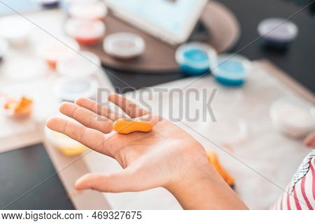 Little Girls Sculpt Figurines Crafts From Air Plasticine, Modeling Dough.online Lessons In Tablet. C
