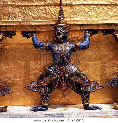 Şeytan heykeli, Grand Palace, Bangkok.
