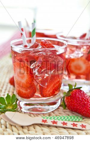 Hausgemachte Limonade