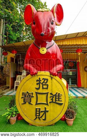 Kuala Lumpur, Malaysia - January 2023: Close Up Of A Statue Of Red Mouse At The Thean Hou Temple Of 