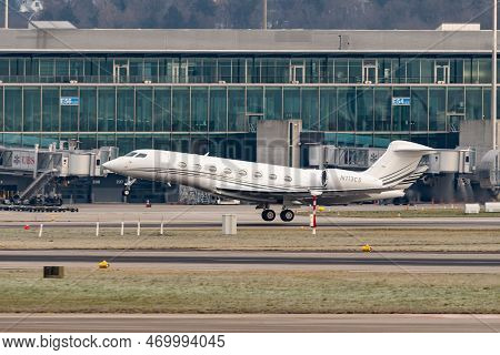 Zurich, Switzerland, January 20, 2023 Gulfstream G650-er Business Aircraft Takeoff From Runway 28 Af