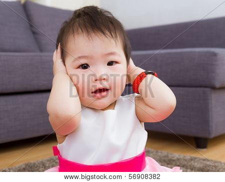 Little girl refuse to listen