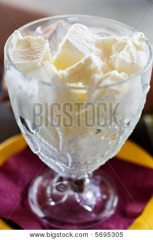 Skål med glass