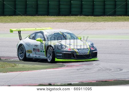 Porsche 911 Gt3 Cup Race Car
