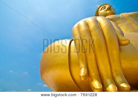 Suurin kuva buddha