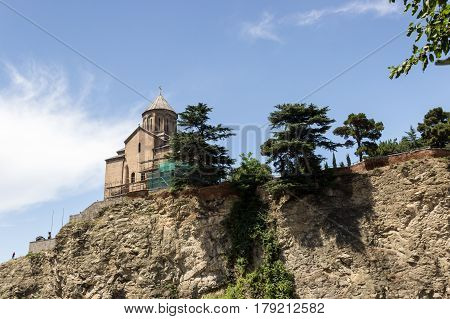 Metekhi Church And The Statue Of King Vahtang Gorgasali