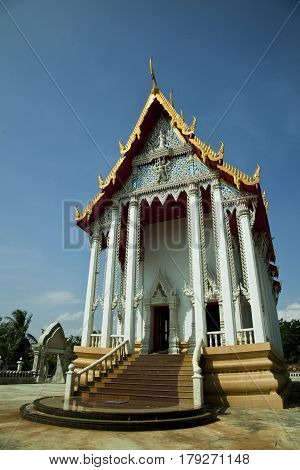 Wat Khao Noi Pranburi temple, front, building