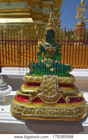 Chiang Mai Buddhist Monastery Wat Pratat Doi Suthep