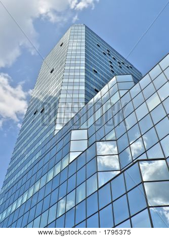 Glasbygning i Warszawa