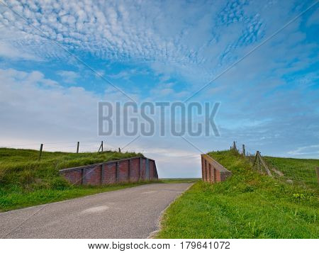 Dike Passage