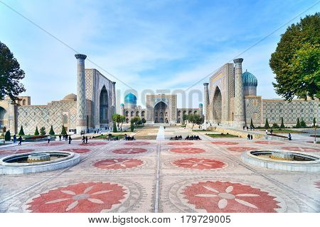 Shah-i-Zinda - UNESCO World Heritage Samarkand Uzbekistan-