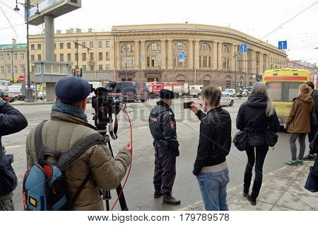 03.04.2017.Russia.Saint-Petersburg.MetroInstitute of Technology.Today in the subway there was a terrorist attack.Blew up the metro.