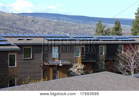 Panneaux solaires sur les copropriétés.