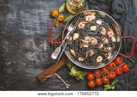 Black Spaghetti With Seafood