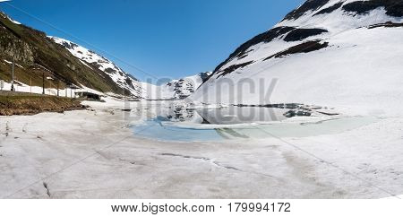 Oberalp Pass, Artificial Lake Ice