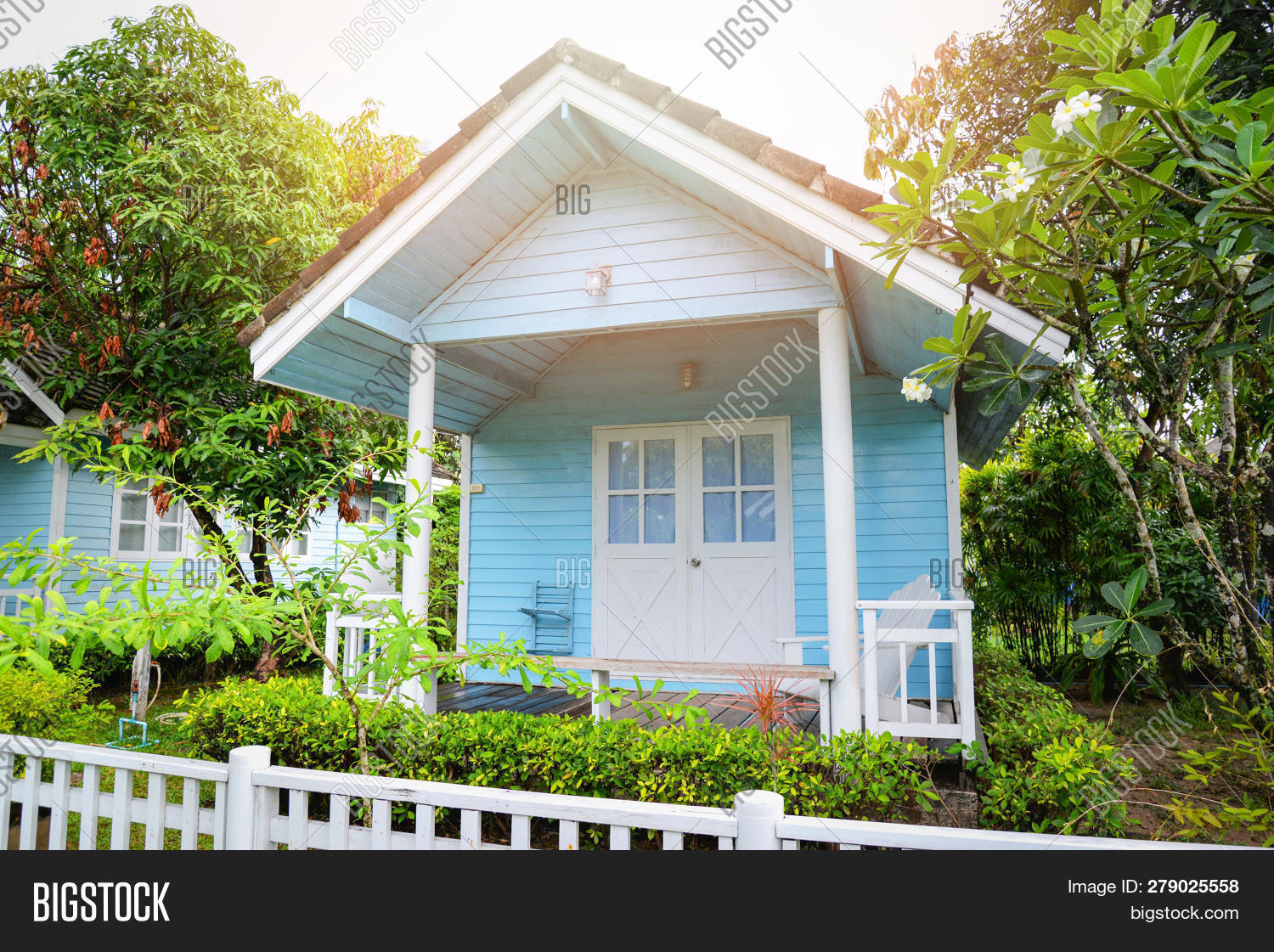Little House Garden / Image & Photo (Free Trial) Bigstock