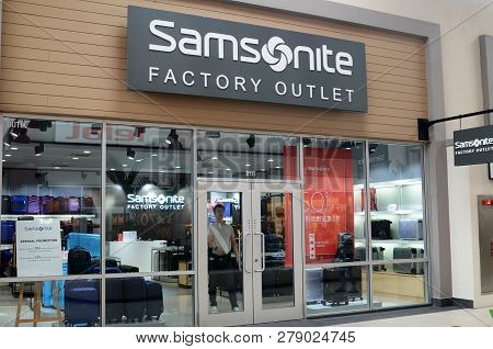 Genting Highlands, Malaysia- Dec 03, 2018 : Samsonite Store In Genting Highlands Premium Outlet, Mal
