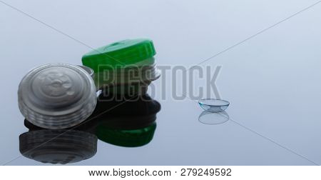Contact Lens With Plastic Case 1