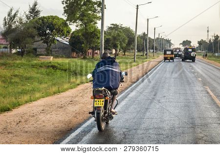 Mombasa, Kenya - October 11, 2018: African Road From Mombasa To Nairobi And Typical Surroundings In 