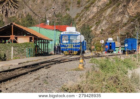 Ollantaytambo, Peru - May 20, 2015: Peru Rail Train Stops At The Station Ollantaytambo In Sacred Val