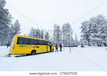 Editorial: Kuusamon City, Finland, 27th December 2018. Car Park At Holiday Club Kuusamon Tropiikki W