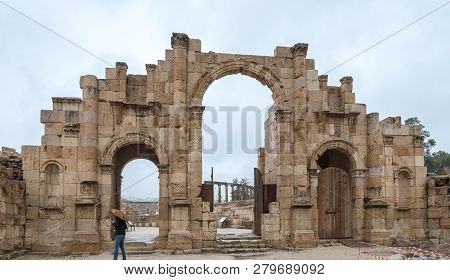 Jerash, Jordan, December 08, 2018 : The South Gate In The Ruins Of The Great Roman City Of Jerash - 