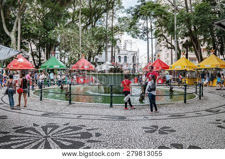 Curitiba - Pr, Brazil - December 15, 2018: Shops Selling Food And Crafts At Open Air Fair At Feira D
