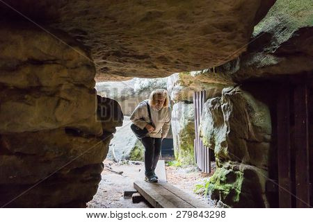 Kudowa Zdroj, Poland - September 15, 2018: Sandstone Errant Rocks Labyrinth In National Park In Pola