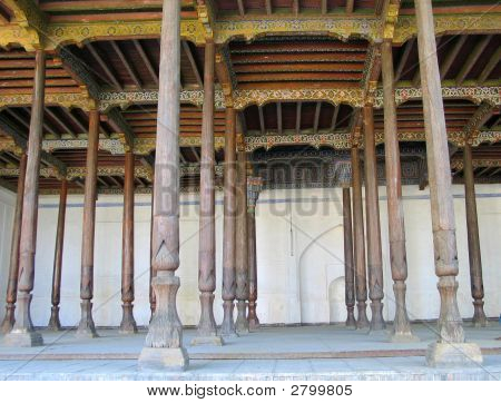 Sheltered Gallery
