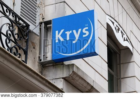 Bordeaux , Aquitaine / France - 07 28 2020 : Krys Optic Logo Blue And Text Sign On Optician Shop Gla