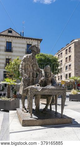 Salamanca, Spain, July 2020 - Statue Dedicated To Conde Francos, The Builder Of The Plaza Mayor In T