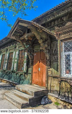 Russia, Irkutsk 06,05,2018 Wooden Architecture Of Siberia. Wooden Houses On Streets In The Center Of