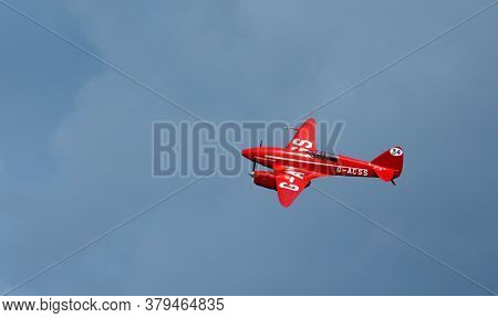 Ickwell, Bedfordshire, England - August 02, 2020:  Vintage  Dh88 Comet  G-acss  Aircraft In Flight.