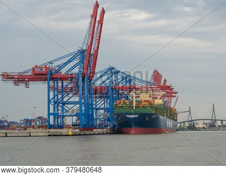 Hamburg, Germany - August 01, 2020: Container Terminal Eurogate Burchardkai In Hamburg, Loading And 