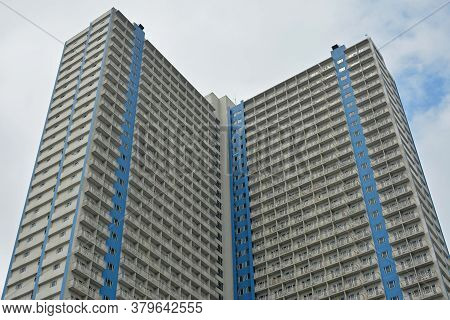 Quezon City, Ph - Nov 24 - Sun Residences Condominium Facade On November 24, 2018 In Quezon City, Ph
