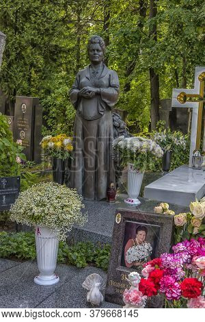 Russia, Moscow 07.07,2019  Zykina Lyudmila Georgievna - Soviet And Russian Singer, Performer Of Russ