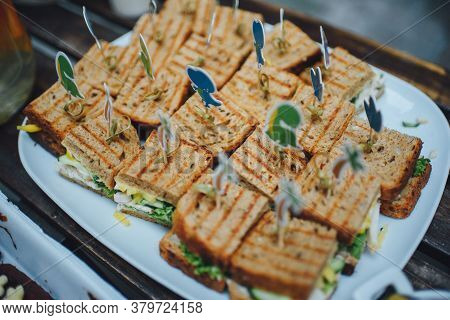 Mini Club Sandwich With Chicken Beacon Ham, Egg Salad Cold Cuts Brioche Sandwiches For Catering, Sem