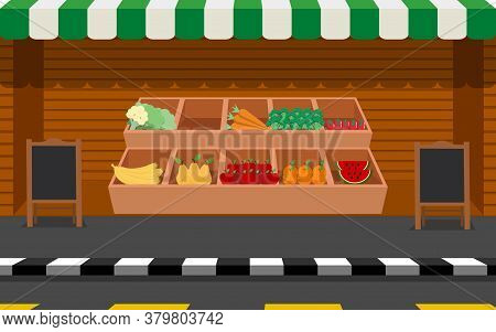 Viwe Of Outdoor Fruit And Vegetable Market On The Street In City