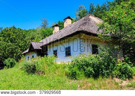 Ancient Traditional Ukrainian Rural House In Pyrohiv (pirogovo) Village Near Kiev, Ukraine