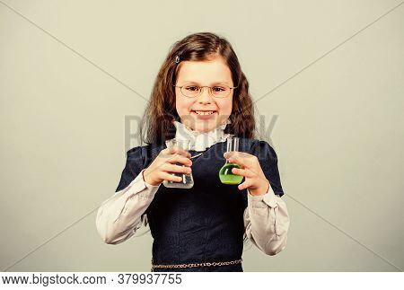 Science Research In Lab. Small Genius Girl. Education And Knowledge. Child Study Bilogy Lesson. Disc