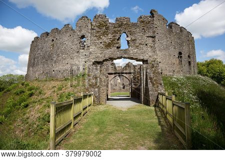 Ruins Of Norman Built Restormel Castle Near Lostwithiel, Cornwall Uk