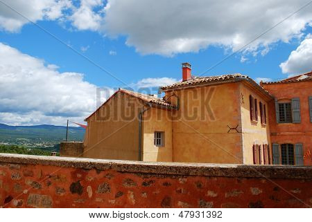 Wieś Roussillon, Francja