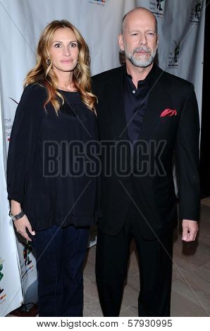 Julia Roberts and Bruce Willis  at a Staged Reading of 'The World of Nick Adams' to benefit Painted Turtle Childrens Camp. Davies Symphony Hall, San Francisco, CA. 10-27-08