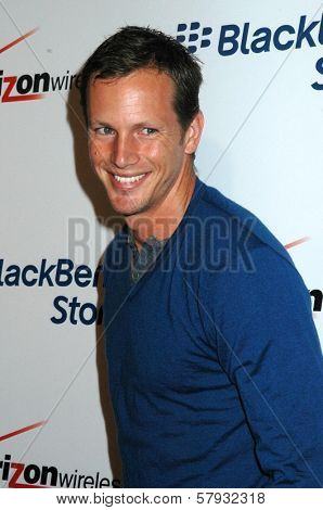 Kip Pardue  at the Launch Party for Blackberry Storm. Avalon Hollywood, Hollywood, CA. 10-29-08
