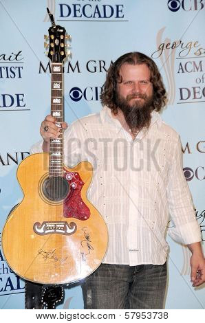 Jamey Johnson  in the press room at the Academy Of Country Music Awards' Artist Of The Decade. MGM Grand, Las Vegas, NV. 04-06-09