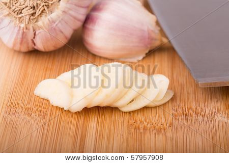 Chopped garlic