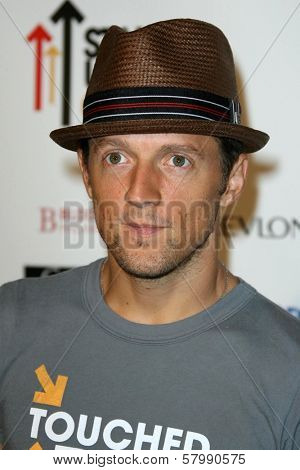 Jason Mraz  at Stand Up To Cancer. Kodak Theater, Hollywood, CA. 09-05-08
