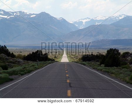 straight long american road